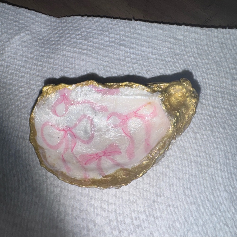 Oyster Shell jewelry Dish with Pink Bows